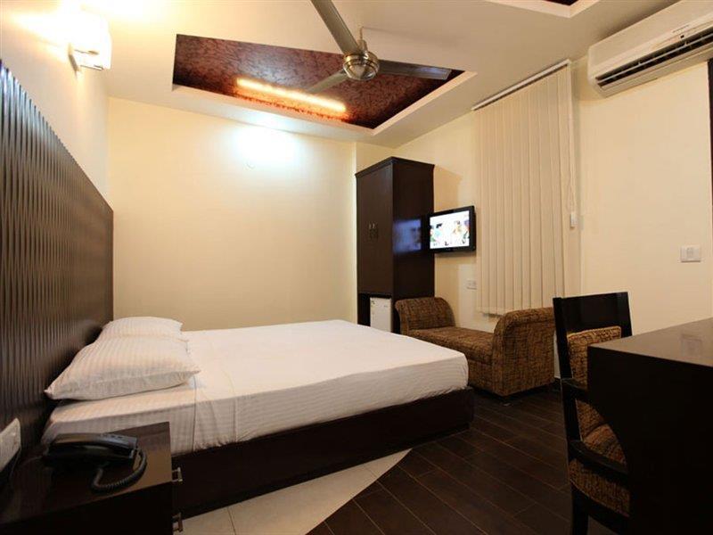 Hotel Bonlon Inn New Delhi Exterior photo